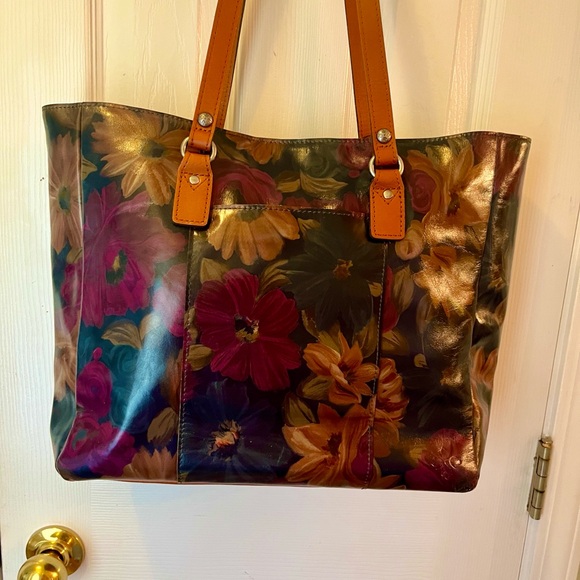 Patricia Nash Handbags - NWT~*RARE* NASH “Peruvian Painting” Solaro Satchel/Italian LEATHER/Floral Design